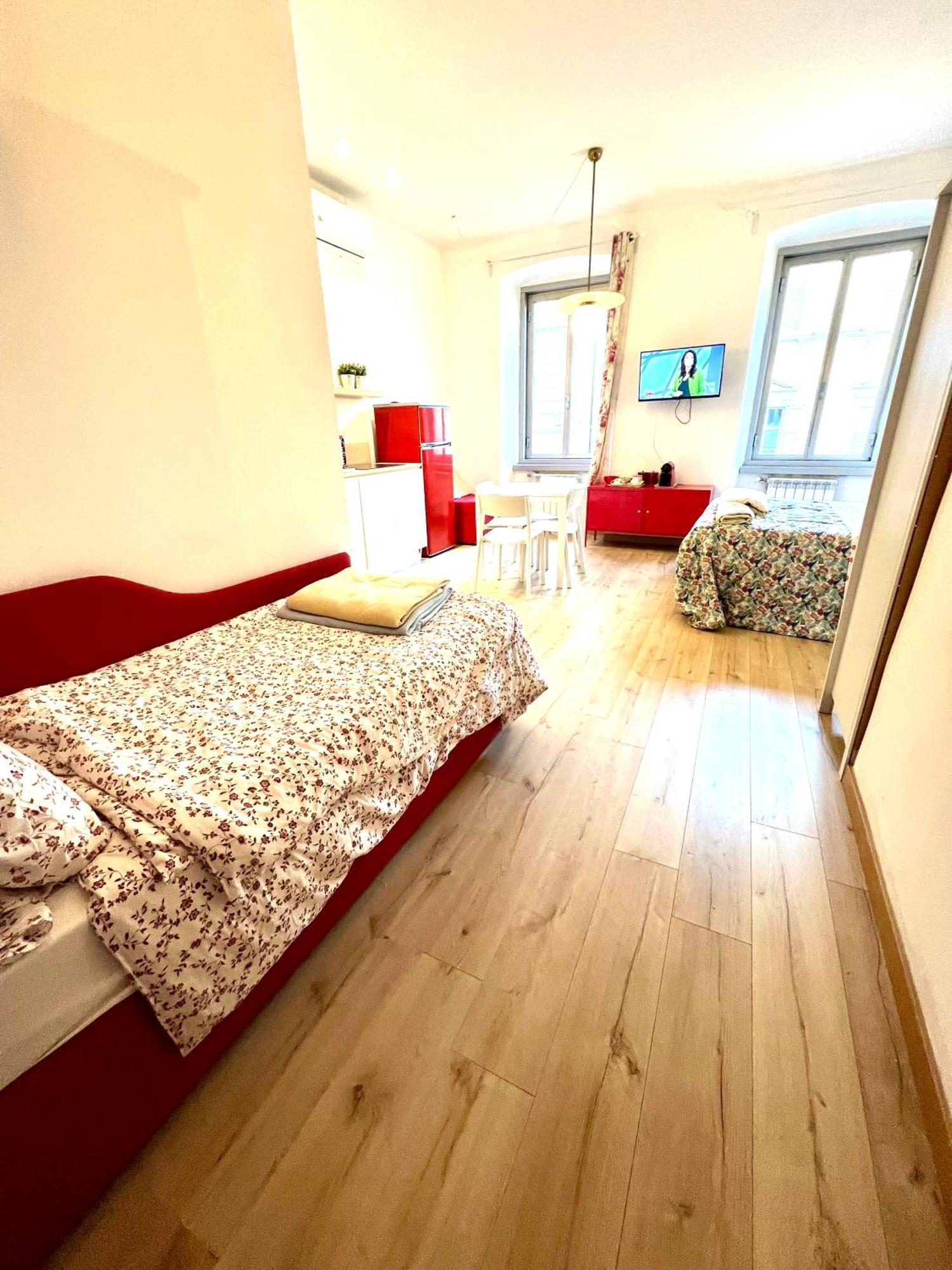 Alla Scalinata Del Teatro Rossetti Confort Suites Parcheggio Trieste Ngoại thất bức ảnh