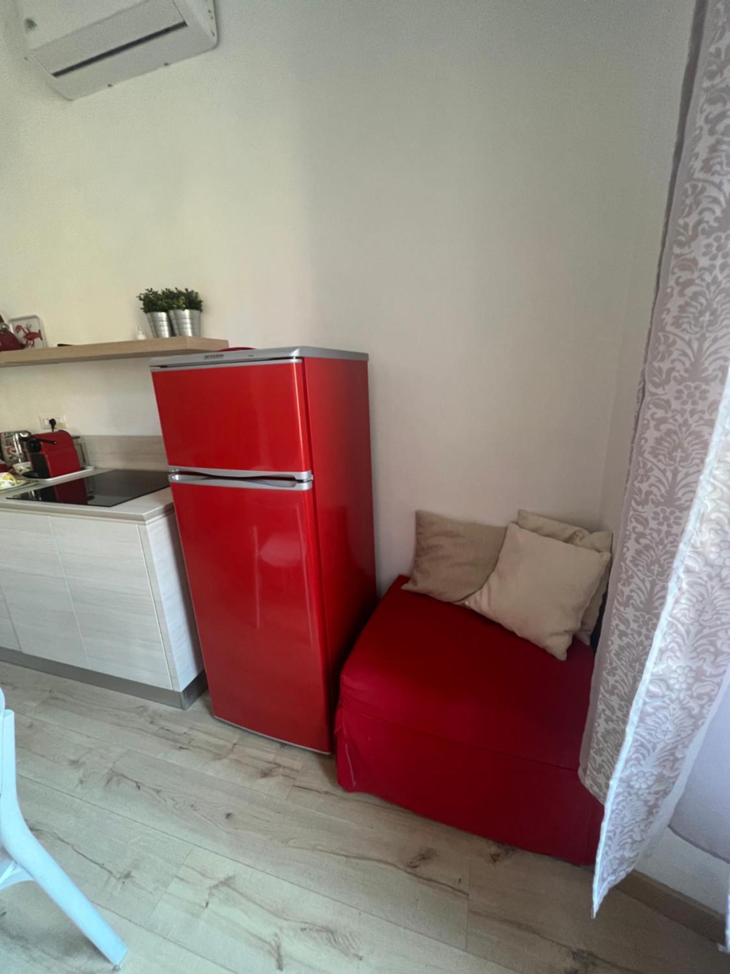 Alla Scalinata Del Teatro Rossetti Confort Suites Parcheggio Trieste Ngoại thất bức ảnh